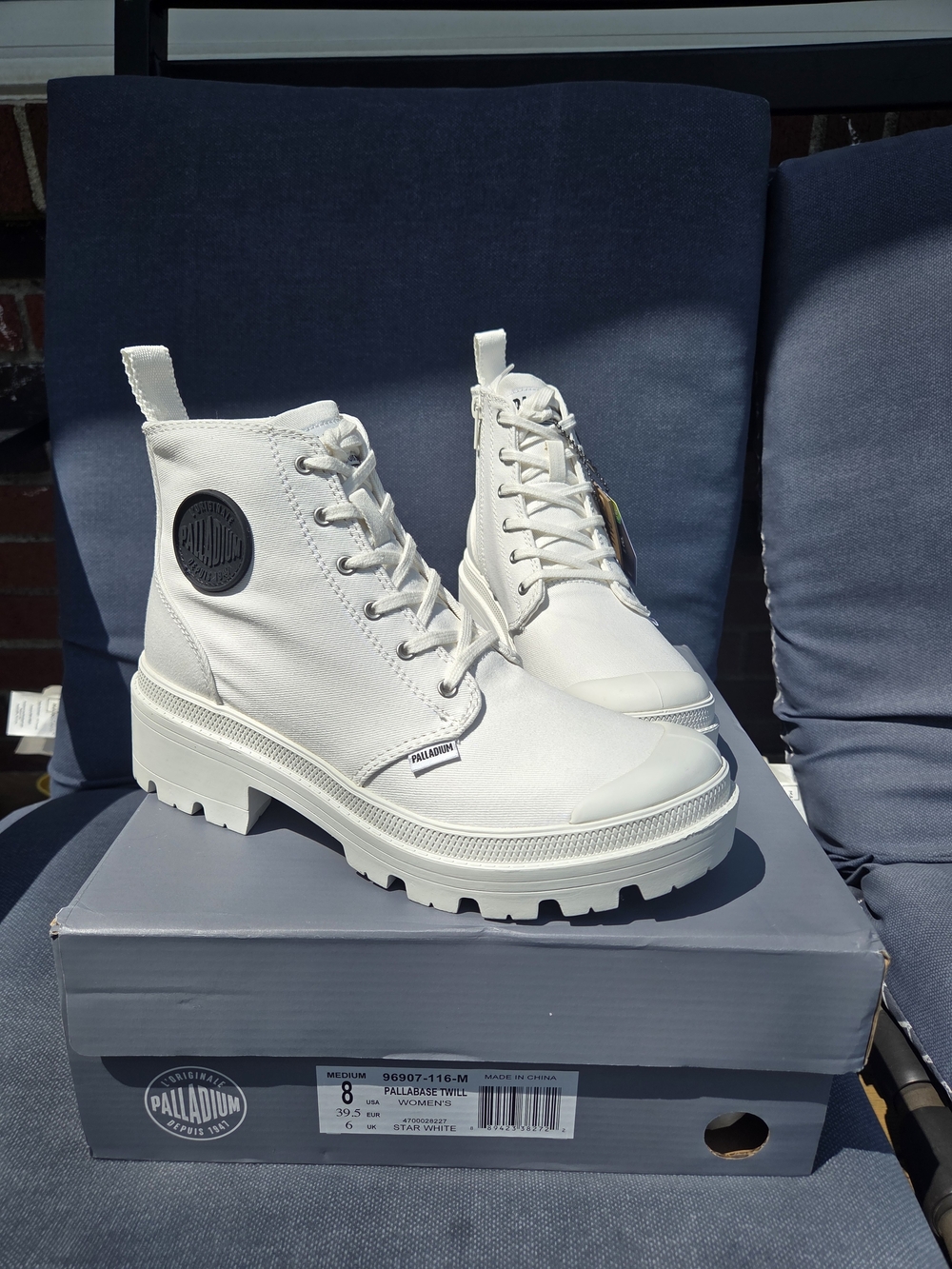 Palladium Women’s White Canvas Twill Lace-Up Boots Size 8